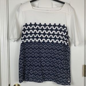 Croft & Barrow navy blue and white short sleeved top size PM. Square neckline